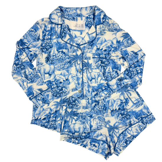 color: Blue Palm Grove Toile