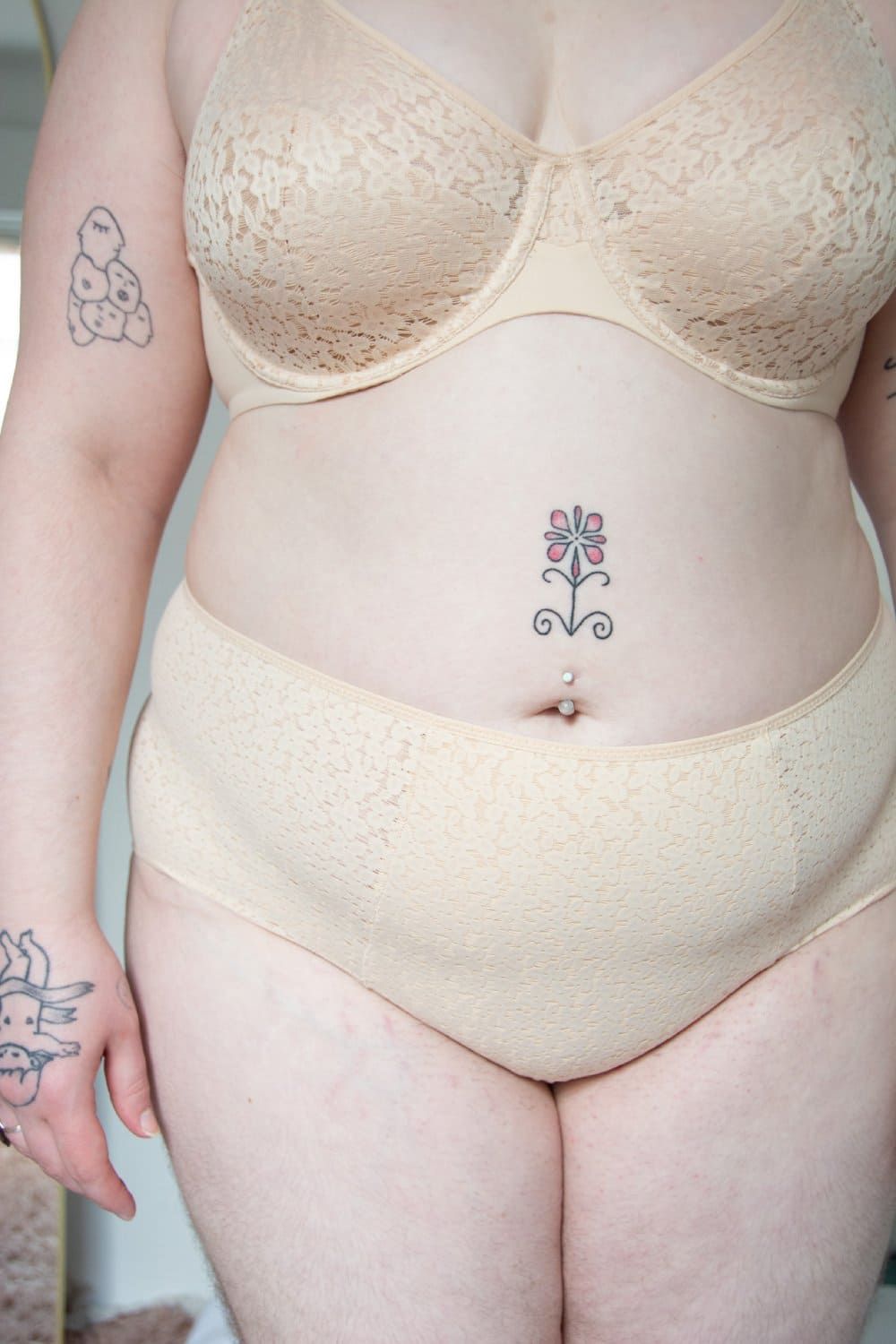 Chantelle norah comfort underwire bra in nude blush, front view on a model, close-up.