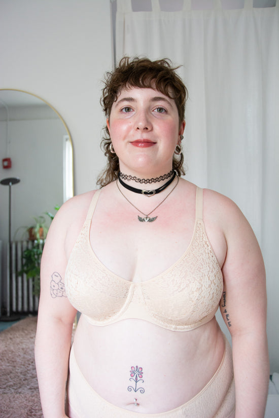 color: Nude Blush