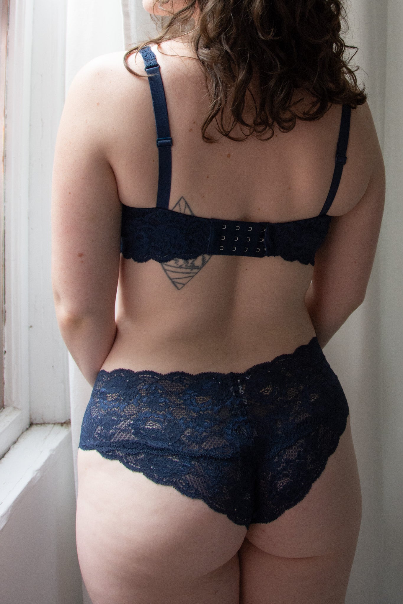 color: Navy