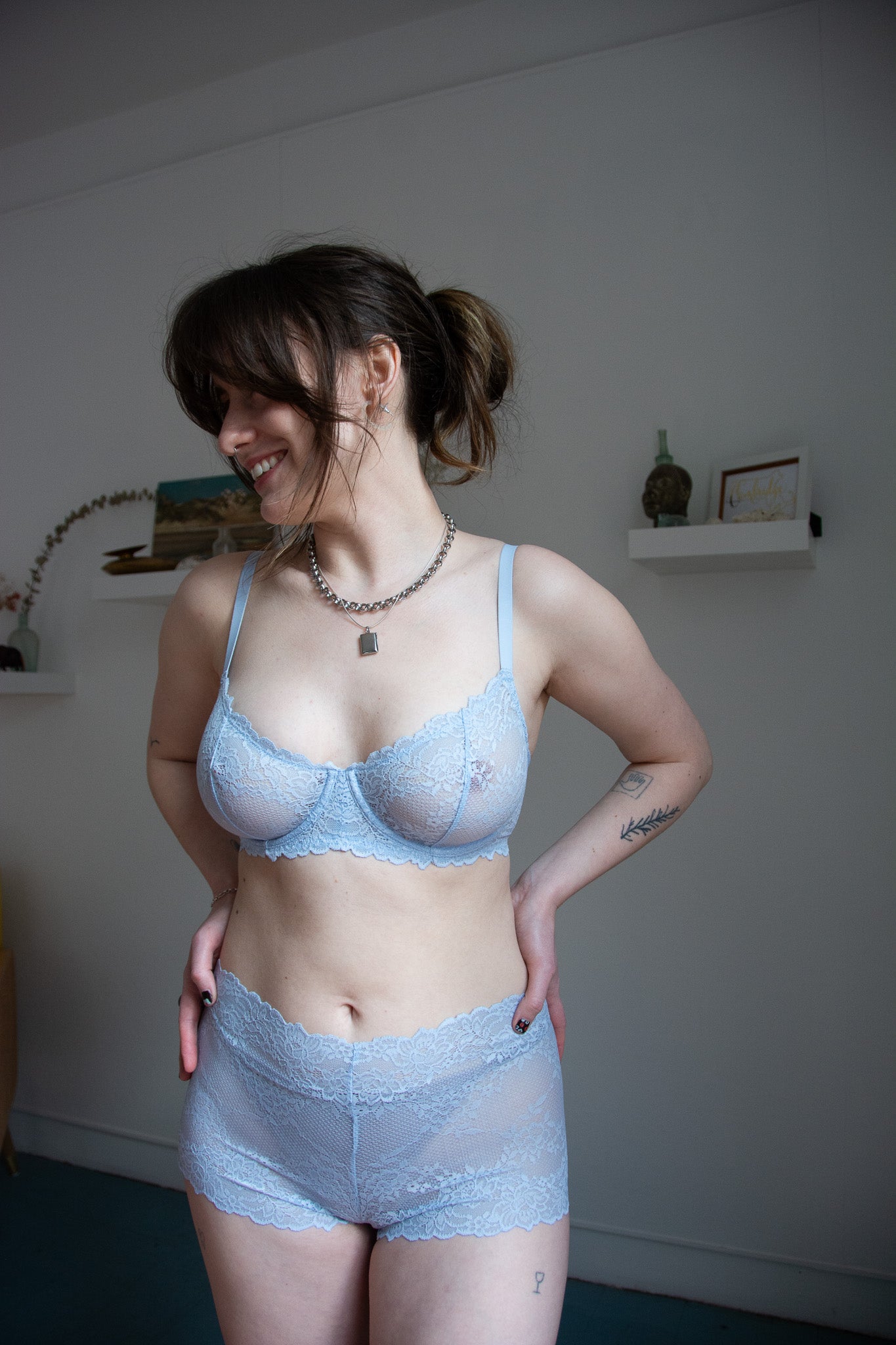 color: Blue Mist