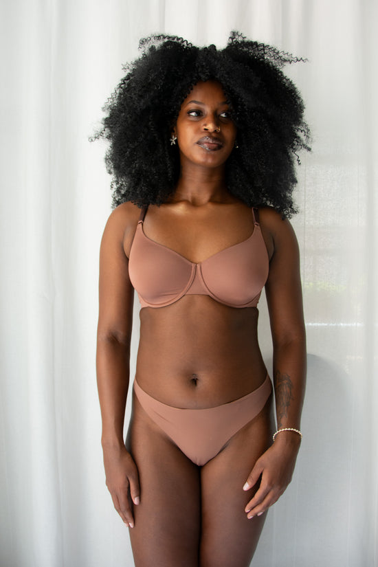 color: Nutmeg