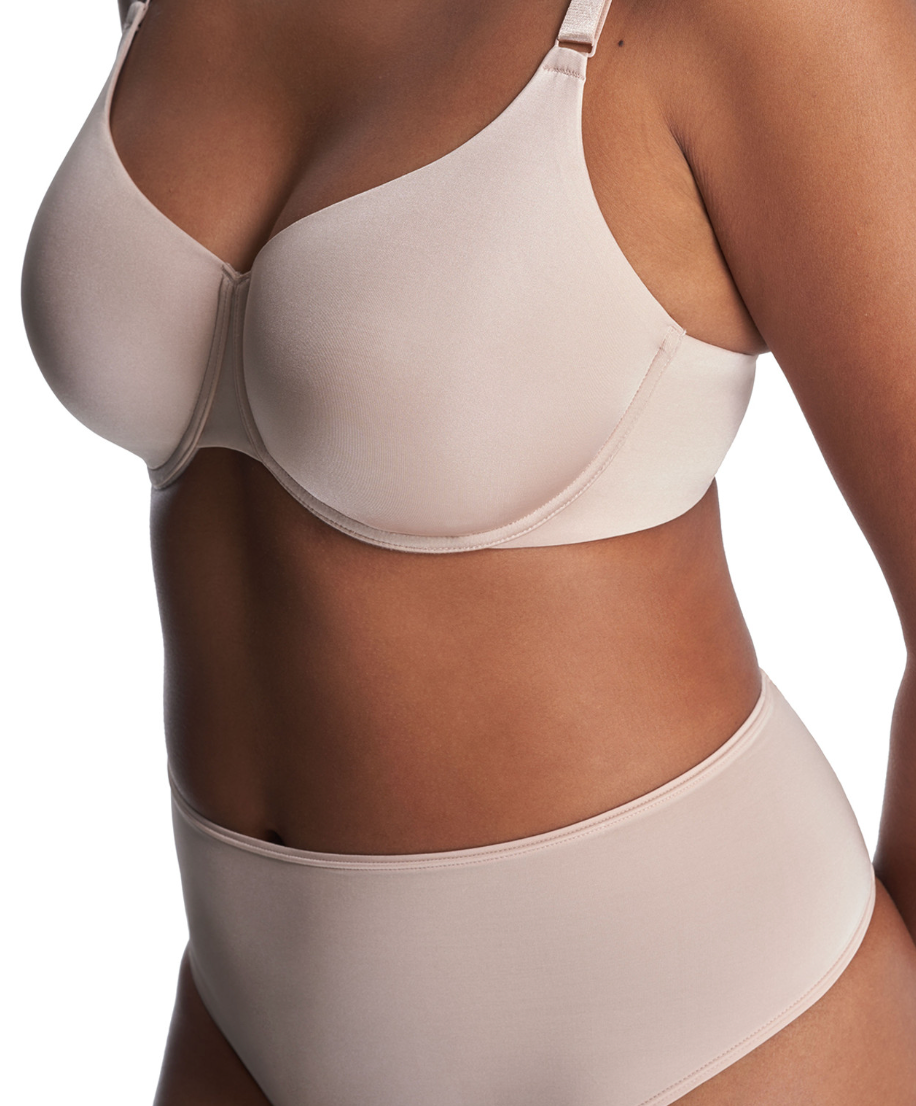 color: Light Mocha