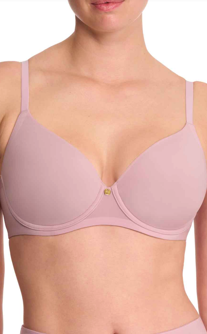 color: Rose Mist