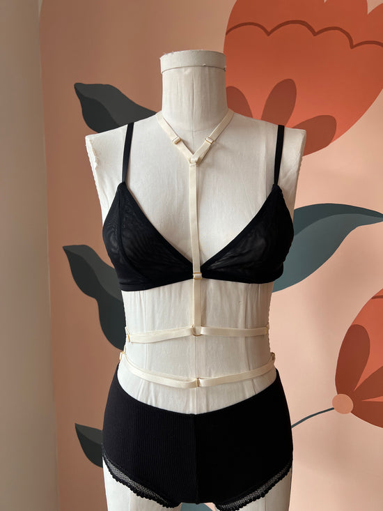 Colette & Sebastian Joelle Harness